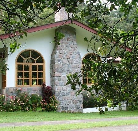 Cielito Sur Bed & Breakfast Inn Cerro Punta Bagian luar foto
